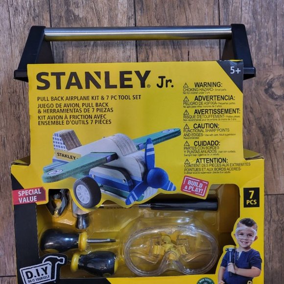 STANLEY JR. Pull-back Airplane Kit and 7-Piece Toolset  Brand New In Box - Picture 2 of 3